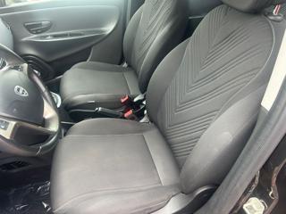 LANCIA Ypsilon usata, con Autoradio