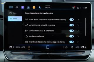 VOLKSWAGEN Golf usata, con Luci diurne LED