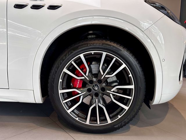 MASERATI Grecale usata, con Alzacristalli elettrici