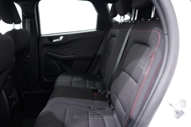 FORD Kuga usata, con Portellone posteriore elettrico