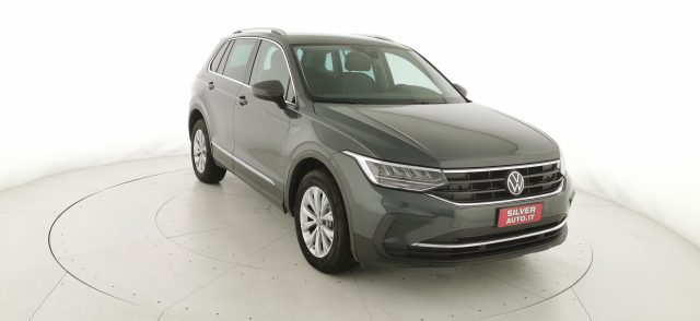 VOLKSWAGEN Tiguan usata, con MP3