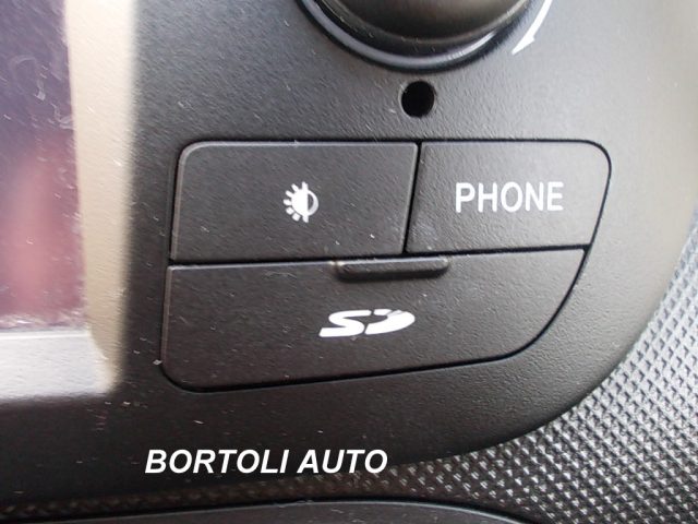 FIAT Fiorino usata, con Autoradio digitale