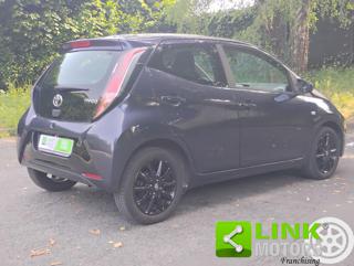 TOYOTA Aygo 1.0 VVT-i 69 CV 5 porte x-wave