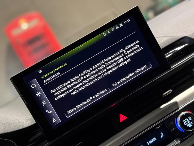 AUDI A4 usata, con Park Distance Control