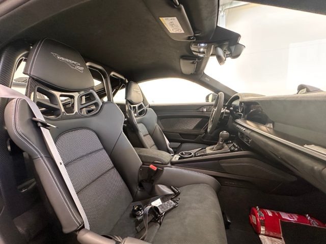 PORSCHE 992 usata 13