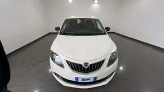 LANCIA Ypsilon usata, con Airbag