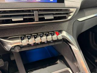 PEUGEOT 3008 usata, con Sedile posteriore sdoppiato