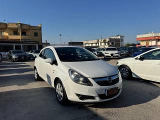 OPEL Corsa usata, con Airbag