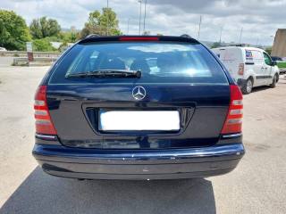 MERCEDES-BENZ C 220 usata 7