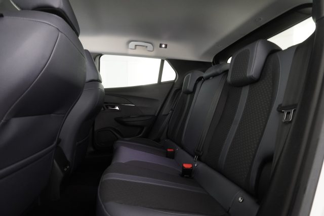 PEUGEOT 2008 usata 10