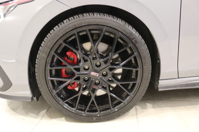 VOLKSWAGEN Golf usata, con Climatizzatore