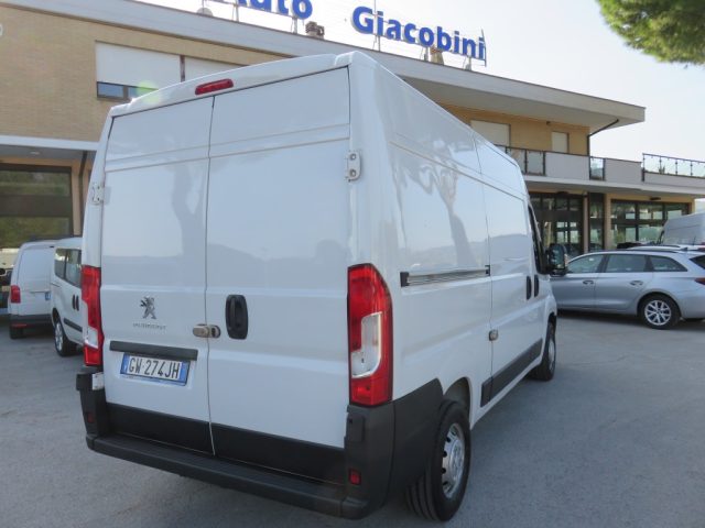 PEUGEOT Boxer usata, con Airbag Passeggero