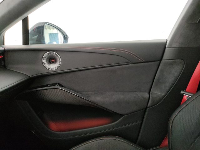 LOTUS Eletre usata, con Touch screen