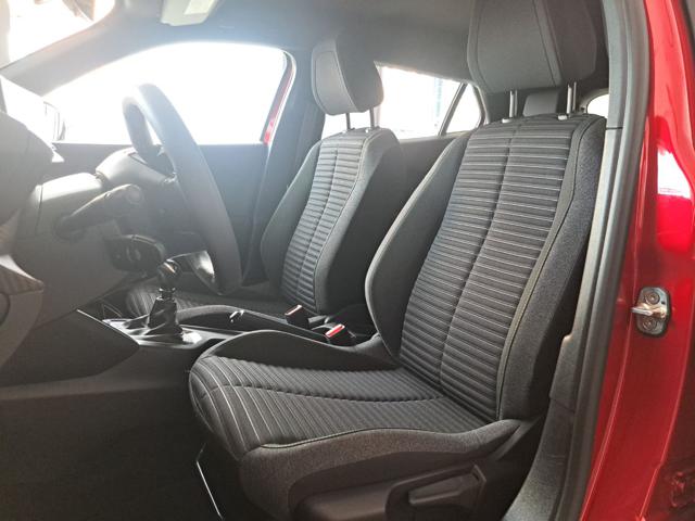PEUGEOT 2008 usata, con Climatizzatore