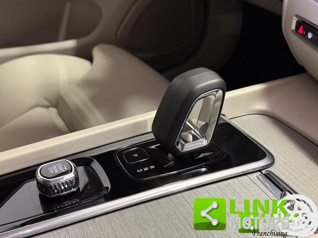 VOLVO V60 usata, con Park Distance Control