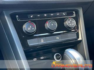 VOLKSWAGEN Touran usata, con Sensori di parcheggio posteriori