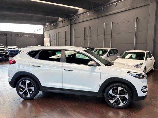 HYUNDAI Tucson usata, con Airbag laterali