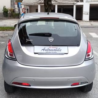 LANCIA Ypsilon usata, con Autoradio