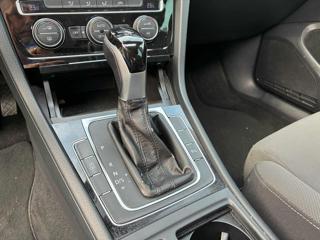 VOLKSWAGEN Golf usata, con Controllo trazione