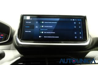 PEUGEOT 2008 usata, con Sensori di parcheggio posteriori