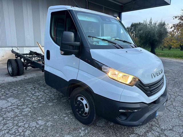 IVECO Daily usata, con Airbag