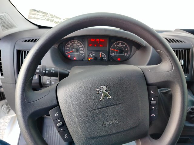 PEUGEOT Boxer usata 19