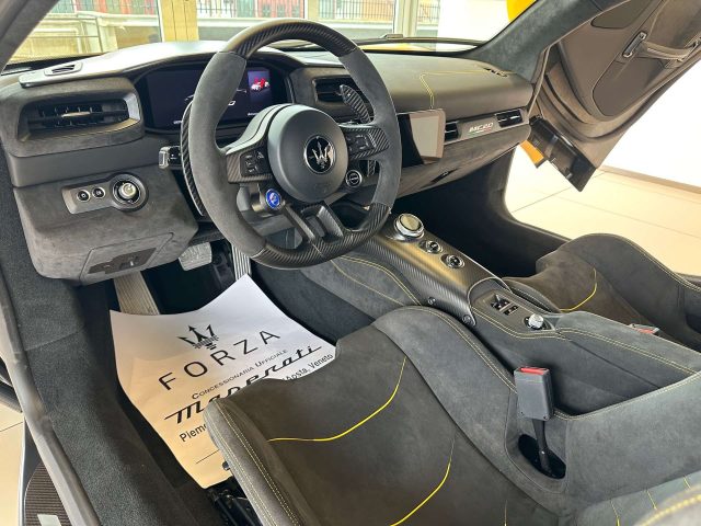 MASERATI MC20 usata, con Boardcomputer
