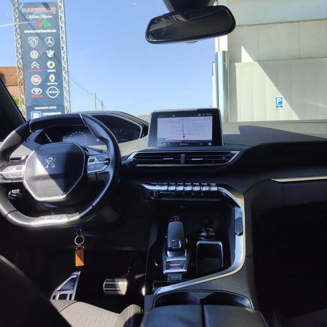 PEUGEOT 3008 usata, con Park Distance Control