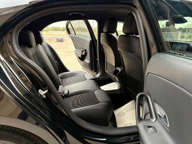 MERCEDES-BENZ A 200 usata, con Controllo automatico clima