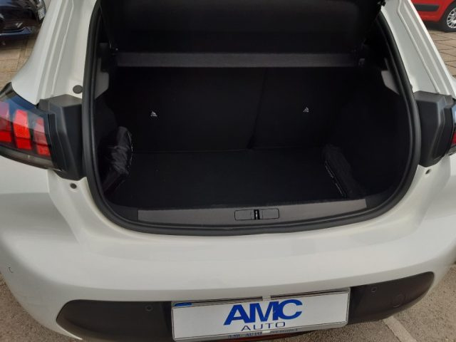 PEUGEOT 208 usata, con Volante multifunzione