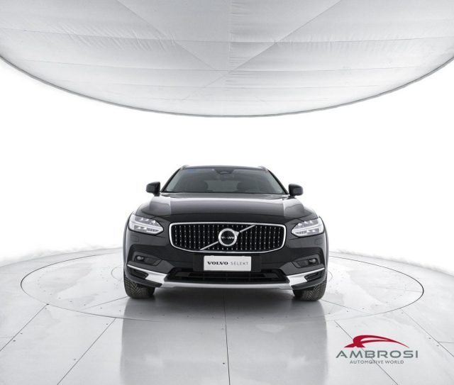 VOLVO V90 Cross Country usata 4