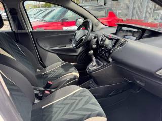 LANCIA Ypsilon usata, con Cronologia tagliandi
