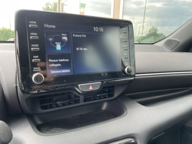TOYOTA Yaris usata, con Servosterzo