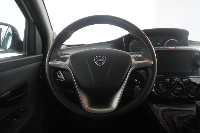 LANCIA Ypsilon usata 11