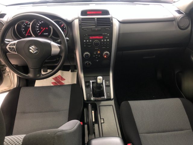 SUZUKI Grand Vitara usata, con Climatizzatore