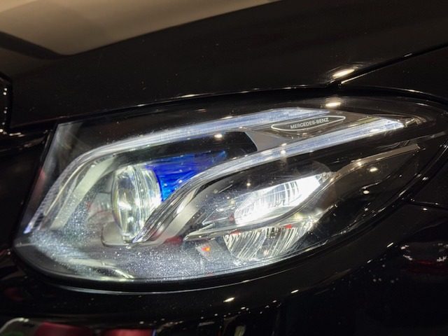 MERCEDES-BENZ E 220 usata, con Volante in pelle