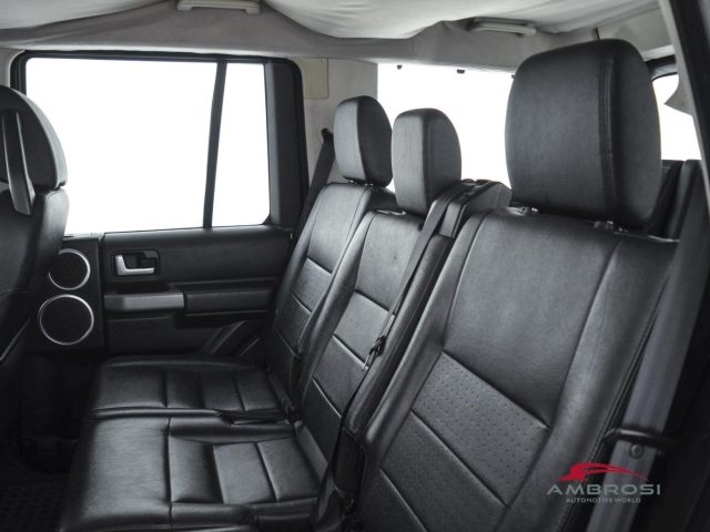 LAND ROVER Discovery usata 9