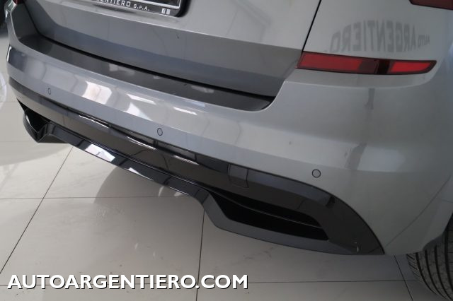 SKODA Kamiq usata, con Specchietti laterali elettrici