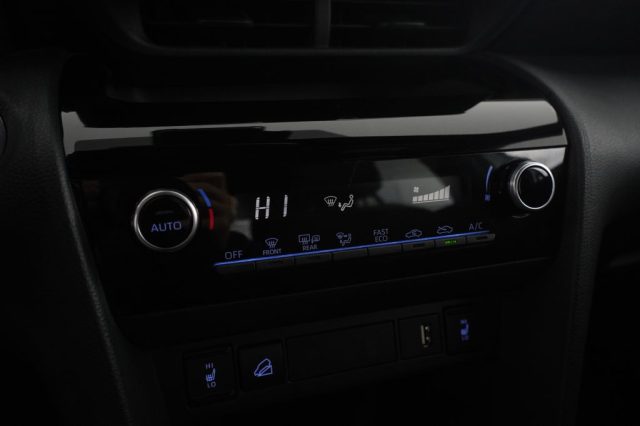 TOYOTA Yaris Cross usata 17