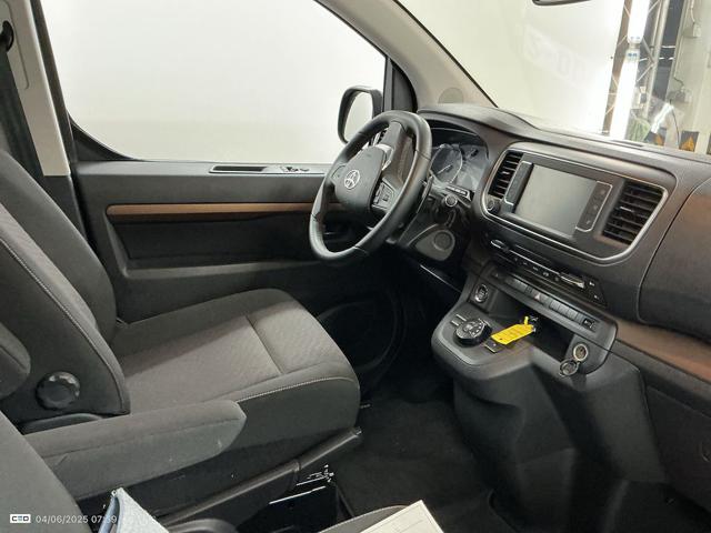 TOYOTA Proace Verso usata, con Controllo trazione