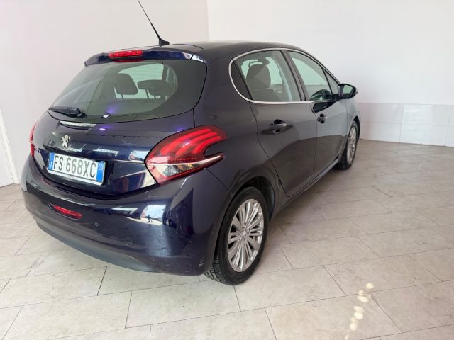 PEUGEOT 208 usata 5