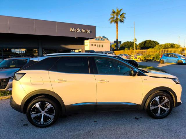 PEUGEOT 3008 usata, con Autoradio