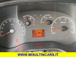 OPEL Combo usata, con MP3