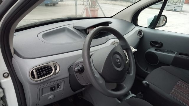 RENAULT Modus usata, con Specchietti laterali elettrici