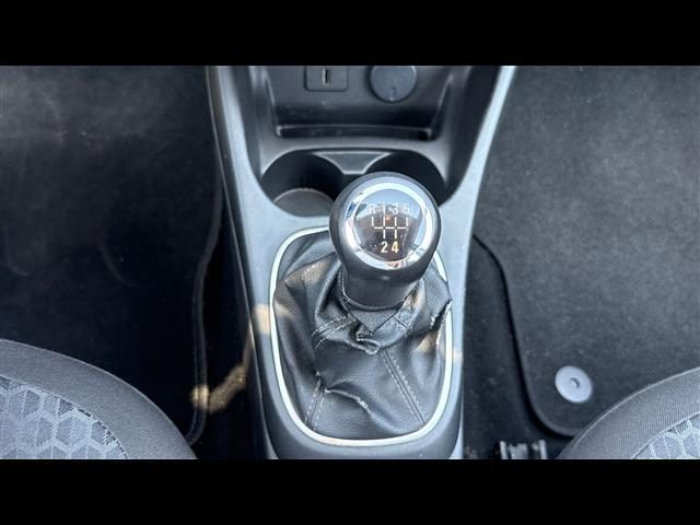 OPEL Corsa usata, con Autoradio