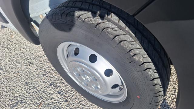 PEUGEOT Boxer usata, con Bluetooth
