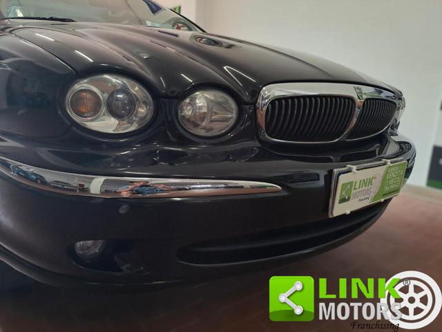 JAGUAR X-Type usata, con Autoradio
