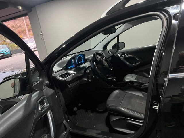 PEUGEOT 2008 usata, con Autoradio