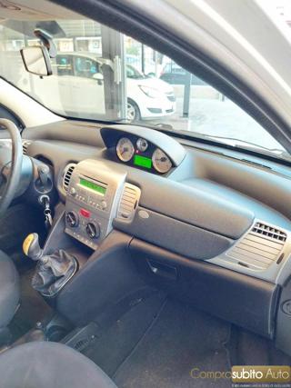 LANCIA Ypsilon usata 15