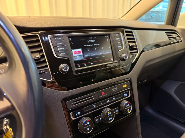 VOLKSWAGEN Golf Sportsvan usata, con Controllo trazione